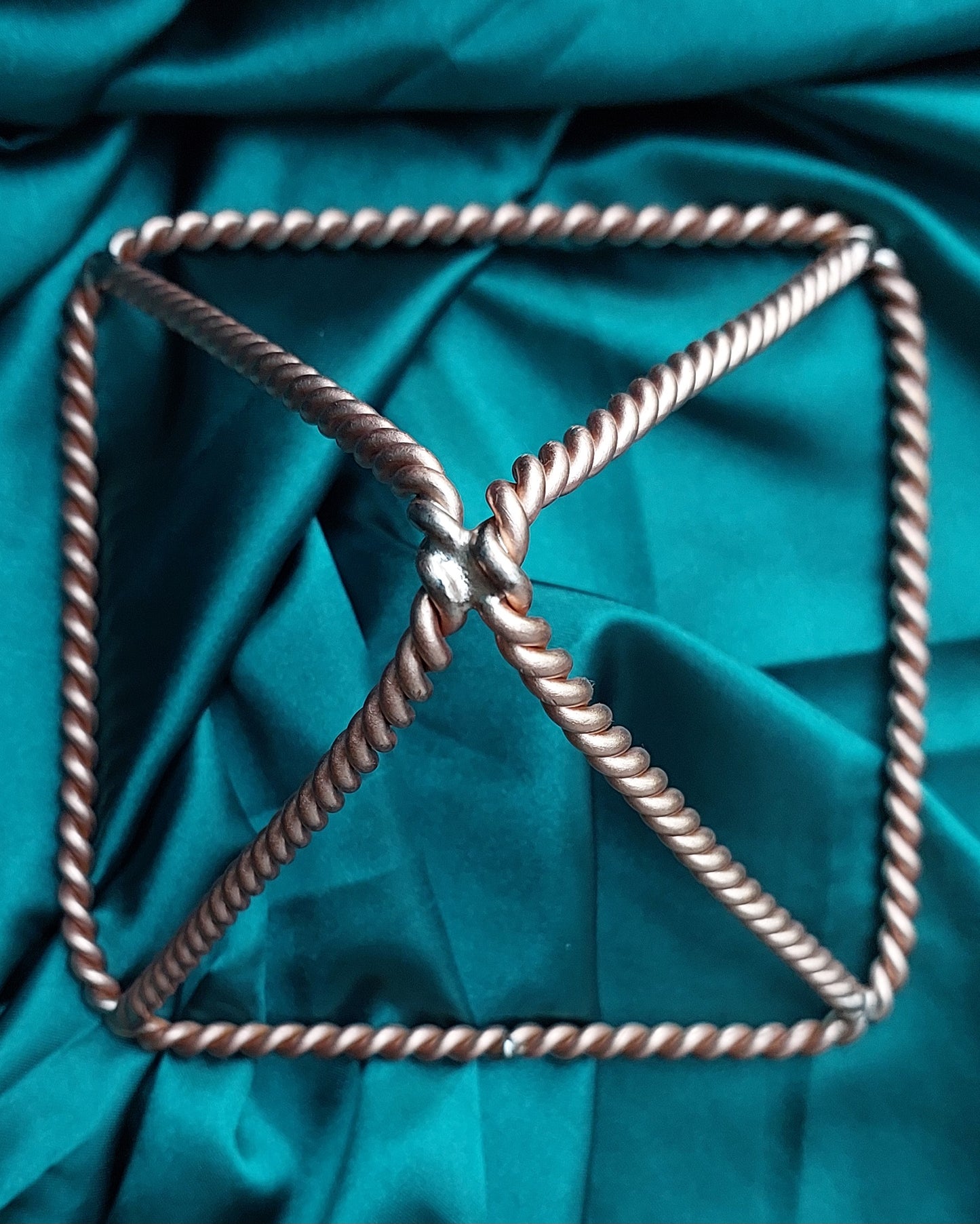 Egyptian Vortex Copper Tensor Pyramid – 333MHz Frequency