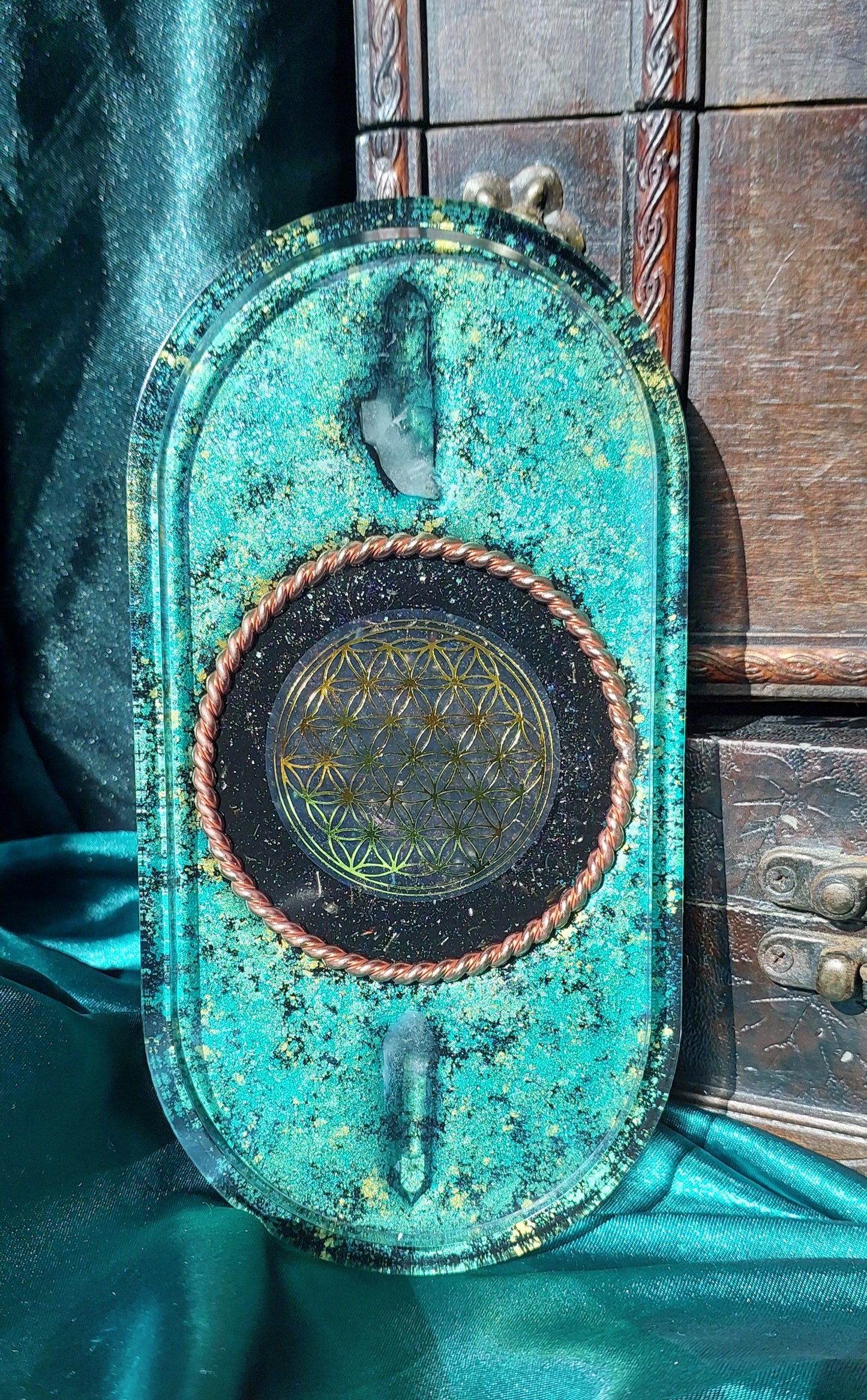 Orgonite Charging Plate - Green & Gold with Flower of Life