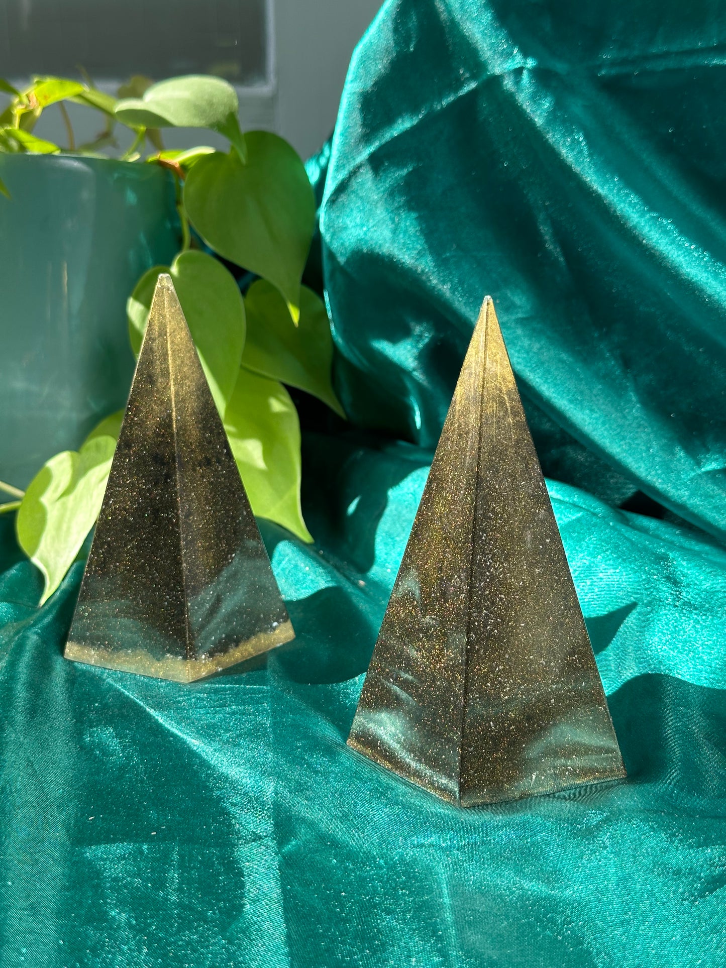 Elite Shungite Pentagonal Orgonite Pyramid – Grounding & EMF Energy Transmutation