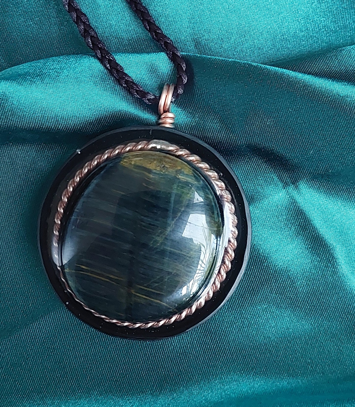 Empowered Horizons - Blue Tiger’s Eye & Atlantic Cubit Tensor Ring Orgonite Necklace Talisman