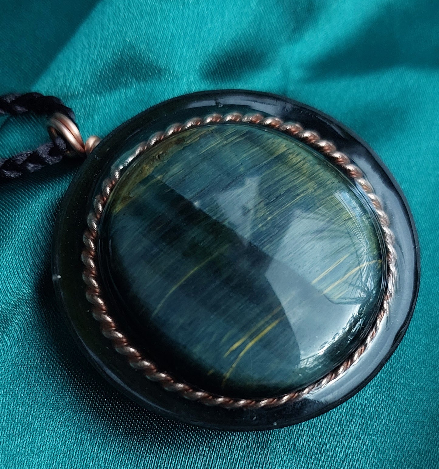 Empowered Horizons - Blue Tiger’s Eye & Atlantic Cubit Tensor Ring Orgonite Necklace Talisman