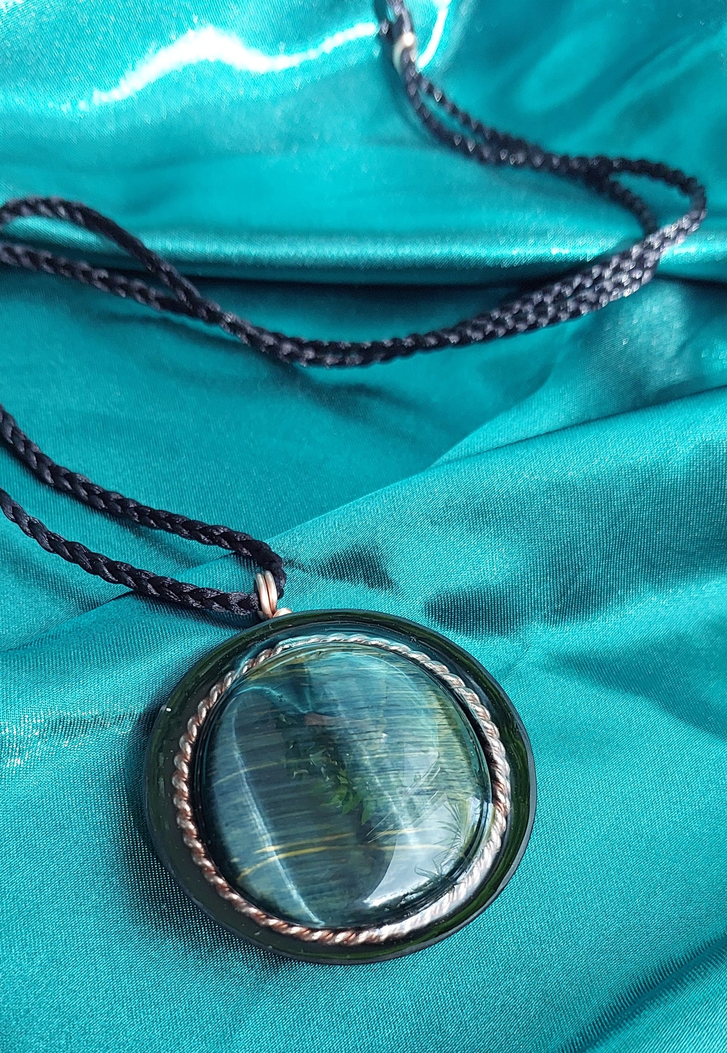 Empowered Horizons - Blue Tiger’s Eye & Atlantic Cubit Tensor Ring Orgonite Necklace Talisman