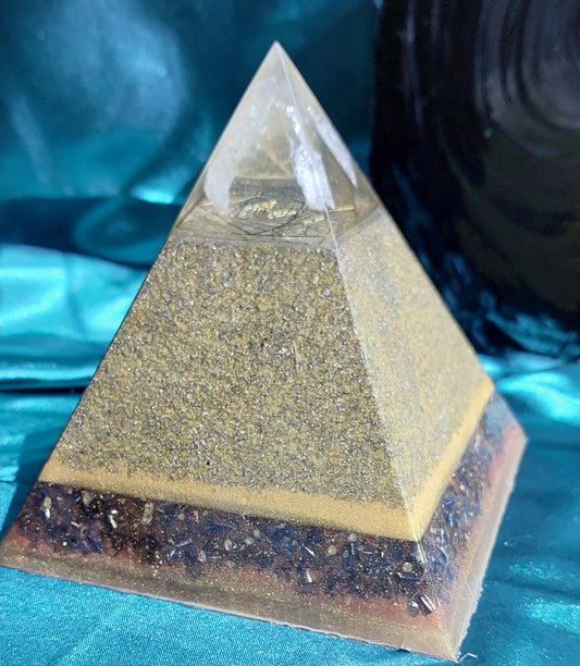 Golden Radiance - Orgonite Pyramid with Quartz Points & Sacred Geometry