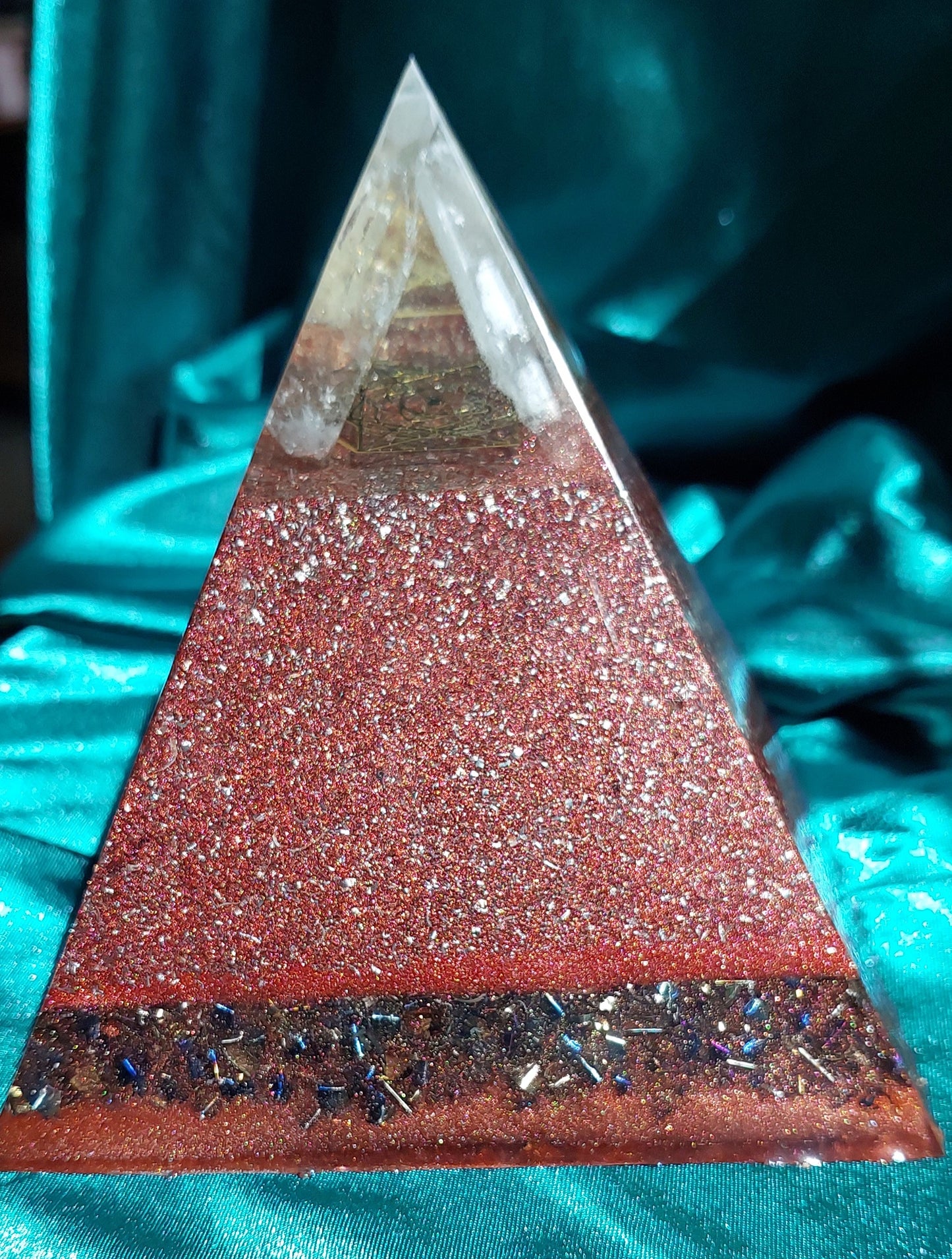 Red Radiance - Orgonite Pyramid with Quartz Points & Sacred Geometry