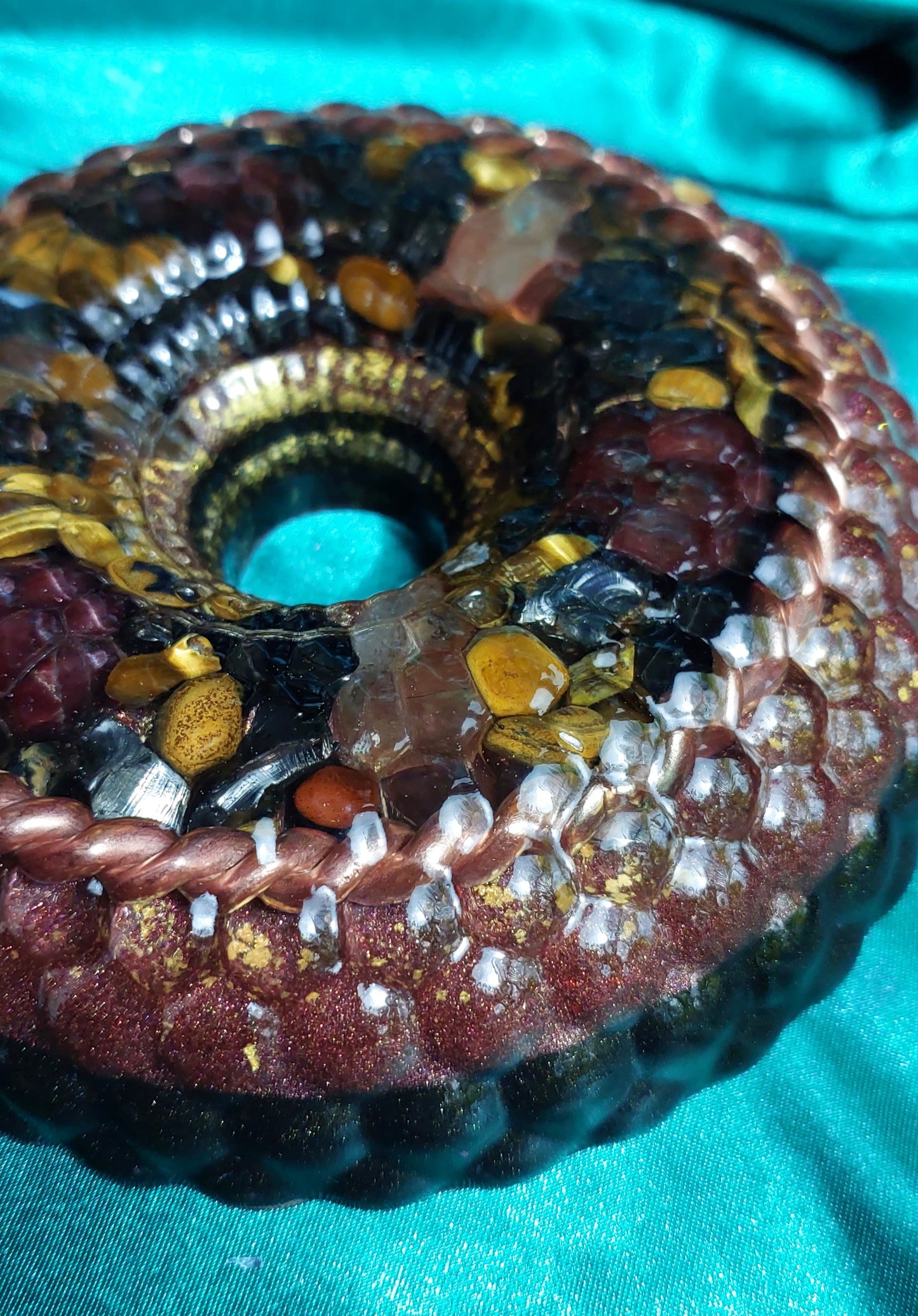 Dragon Vortex Orgonite Wheel with 333Mhz Cubit Tensor Ring