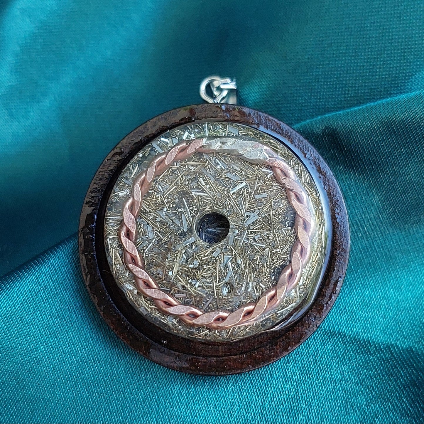 Gatweay - Orgonite Pendant with Tensor Ring