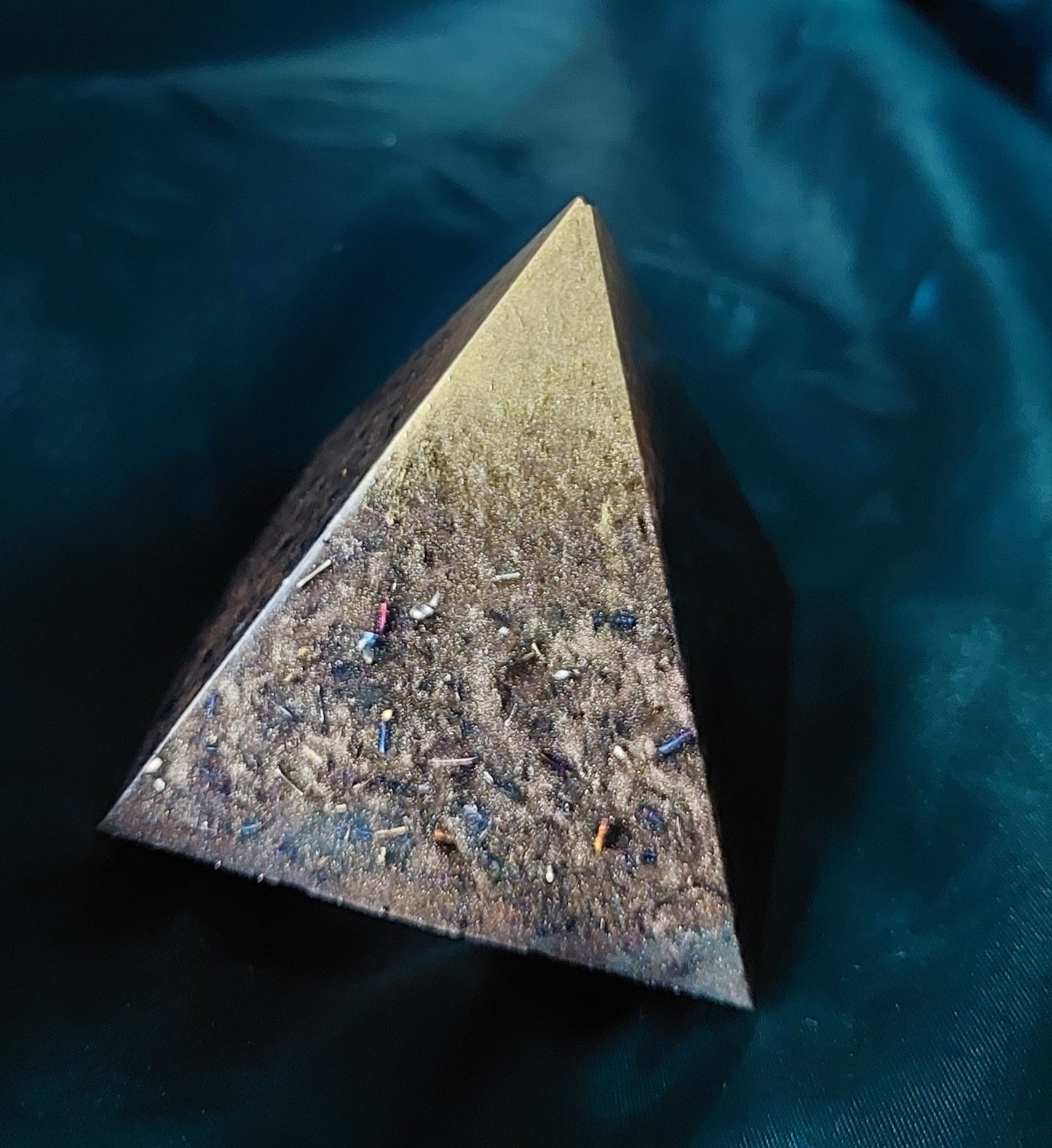 Quartz Orgonite Pyramid | Everyday Energy Support