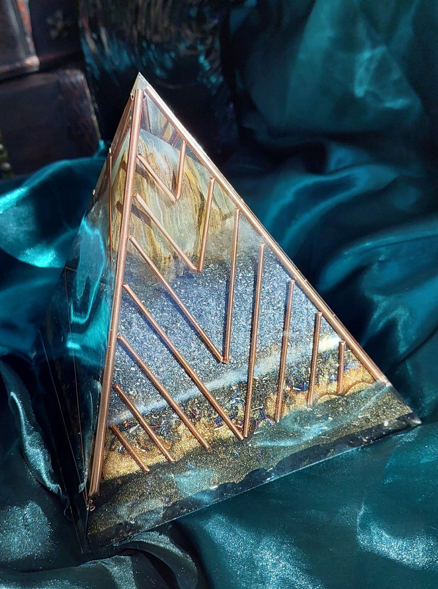 Large Blue Onyx & Copper Orgonite Pyramid