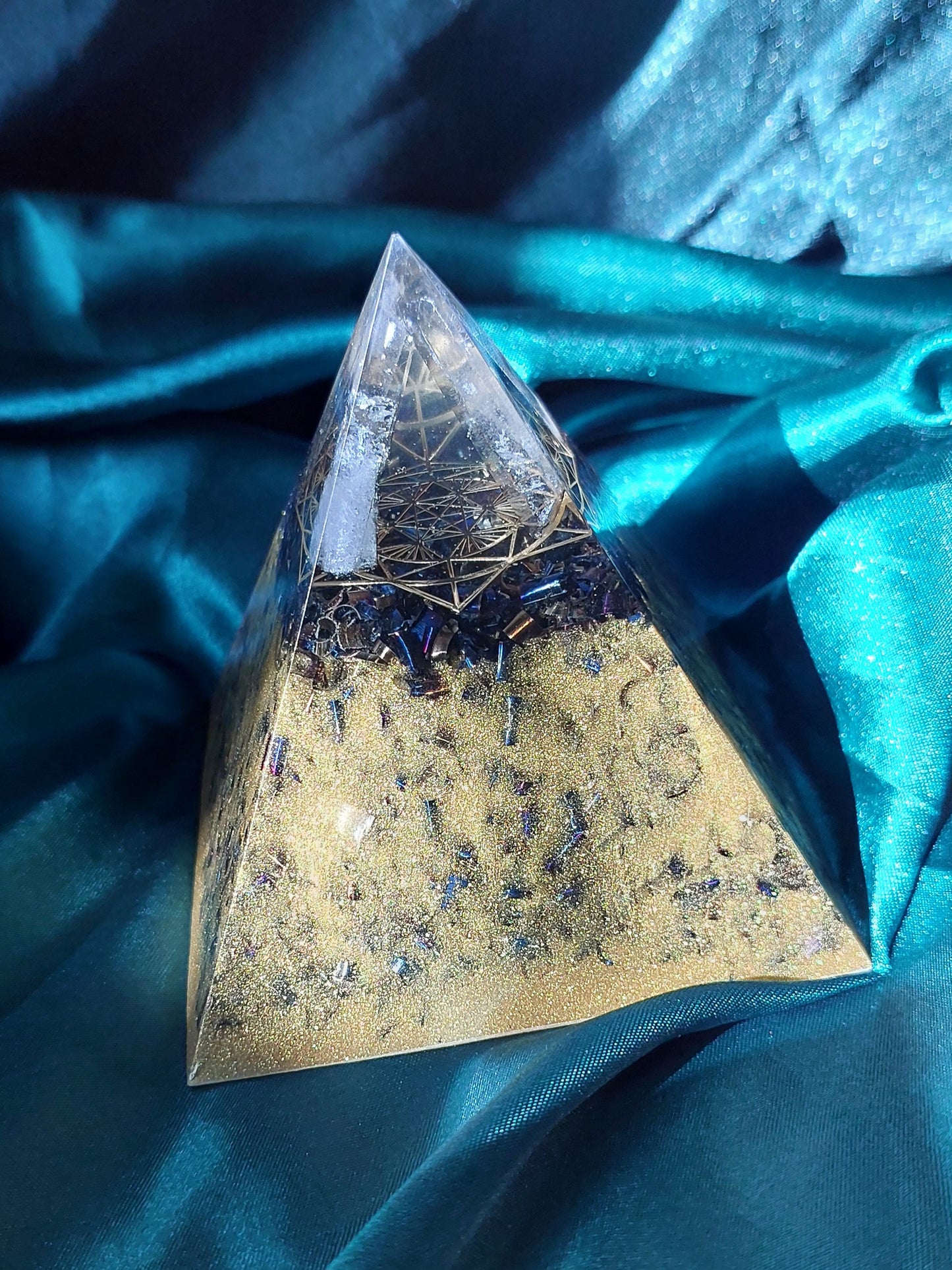 Mini Quartz Grid Pyramids - Focused Amplification & Energetic Structure