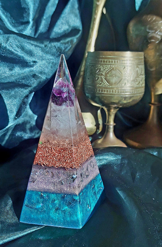 Fluorite Orgonite Pyramid with Copper - The Soulful Garden